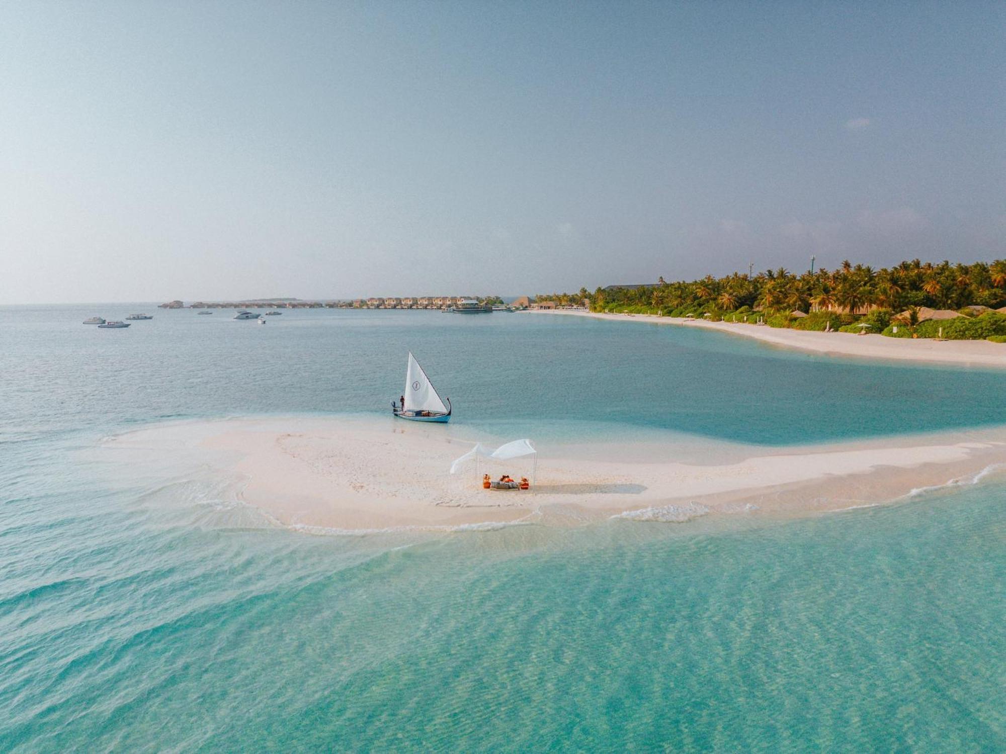 فندق إنتركونتيننتال مالديفز ماموناجاو Meedhoo  المظهر الخارجي الصورة